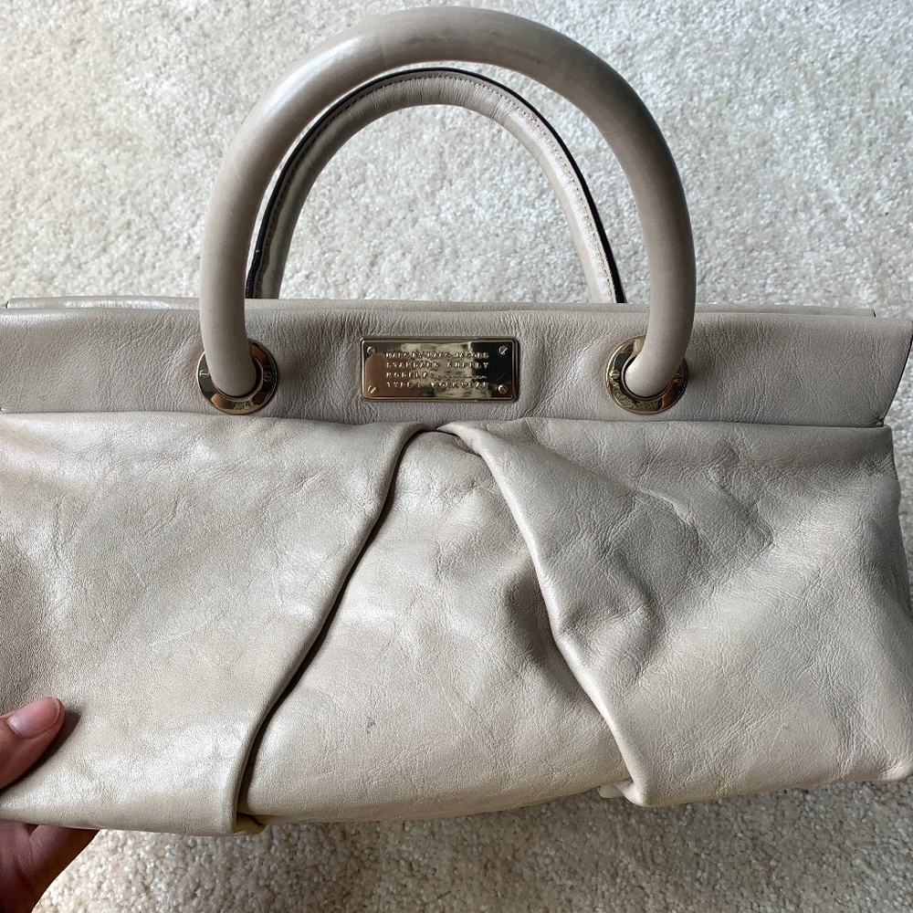 Marc Jacobs Beige Leather classic crossbody bag